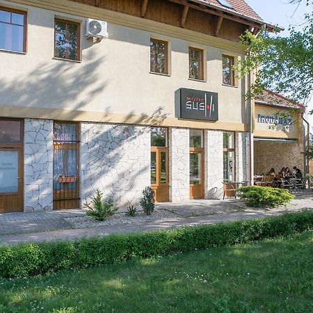 Forrás Apartman Eger Exterior foto
